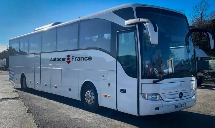 Mercedes Benz Tourismo